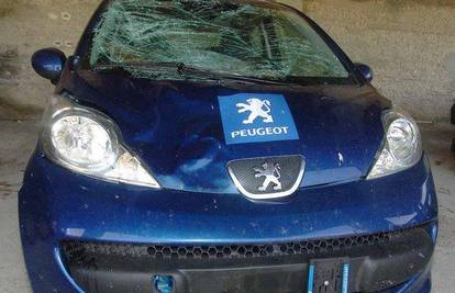 Peugeot Citroen otpušta 2700 radnika zbog krize 