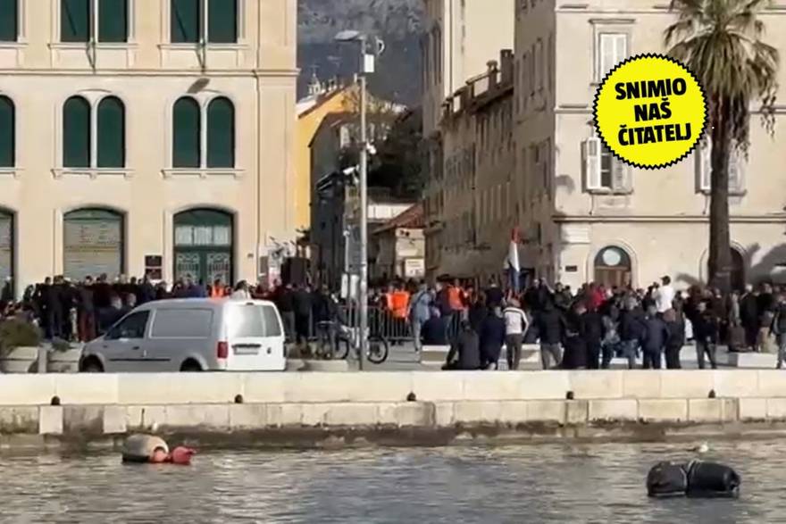 Split prosvjed na Rivi