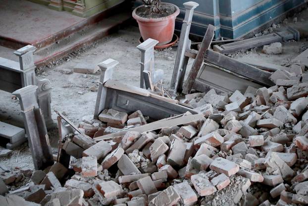 Zagreb: Bazilika Presvetog Srca Isusovog u Palmotićevoj ulici koja je uništena u potresu