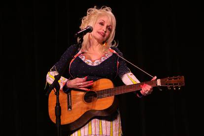 National Harbor: Dolly Parton održala koncert za "Sha-Kon-O-Hey!"