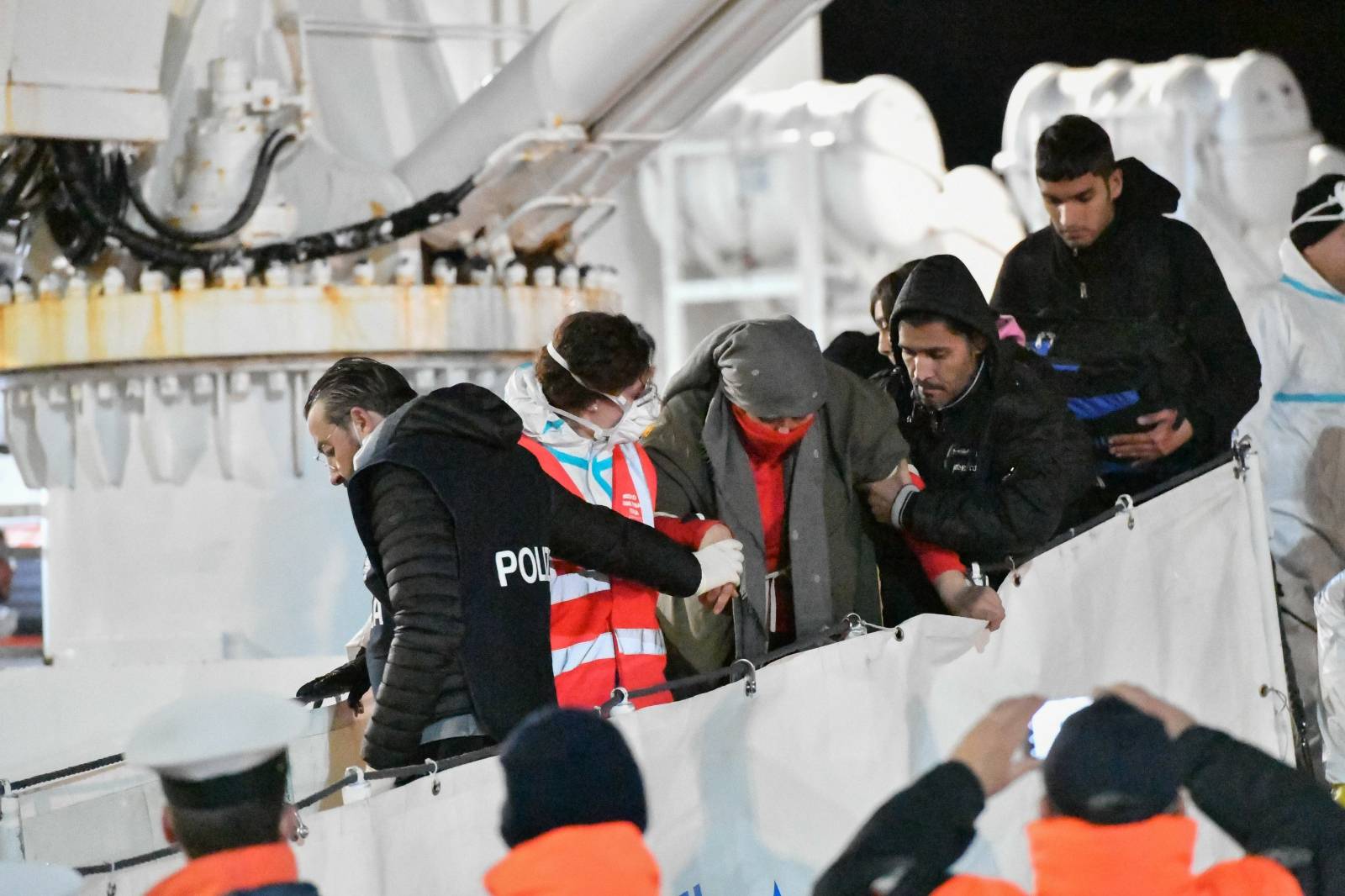 Croton landed 277 migrants from ship Eighteen
