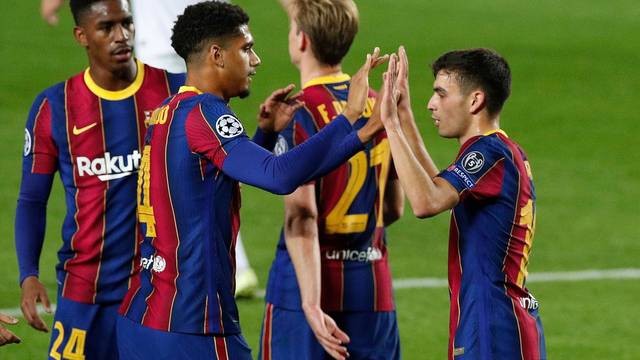 Champions League - Group G - FC Barcelona v Ferencvaros