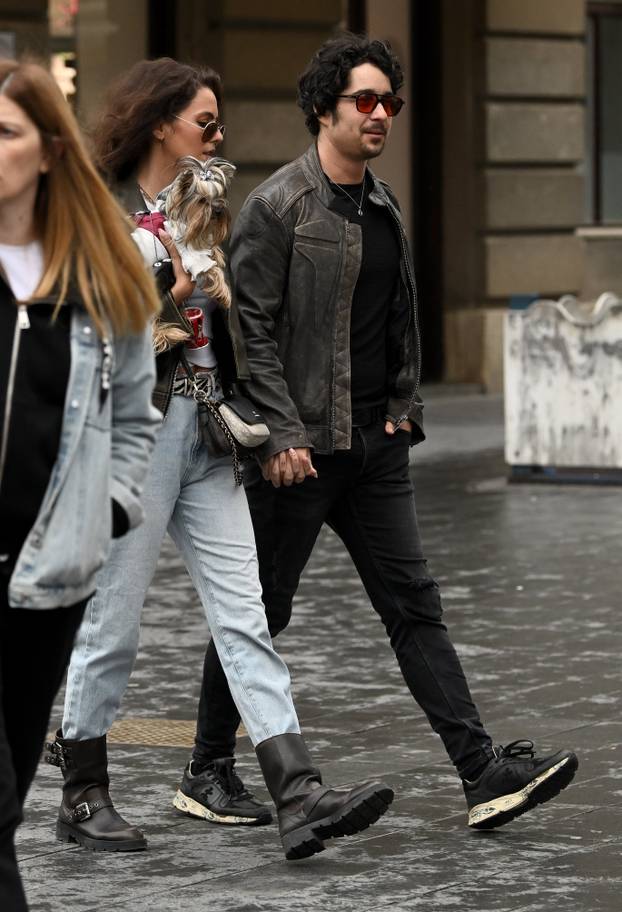 Zagreb: Igor Drvenkar s djevojkom Norom prošetao gradom