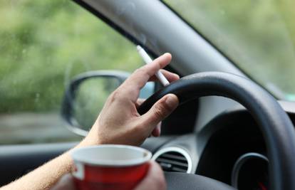Pušenje u autu prelazi granicu sigurnosne razine za zdravlje
