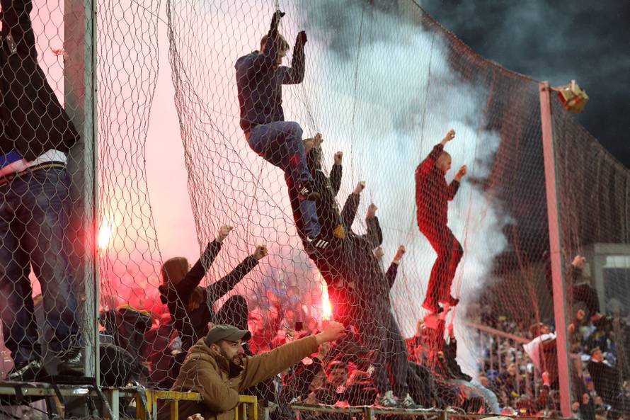 FIFA World Cup - UEFA Qualifiers - Finals - Bosnia and Herzegovina v Italy