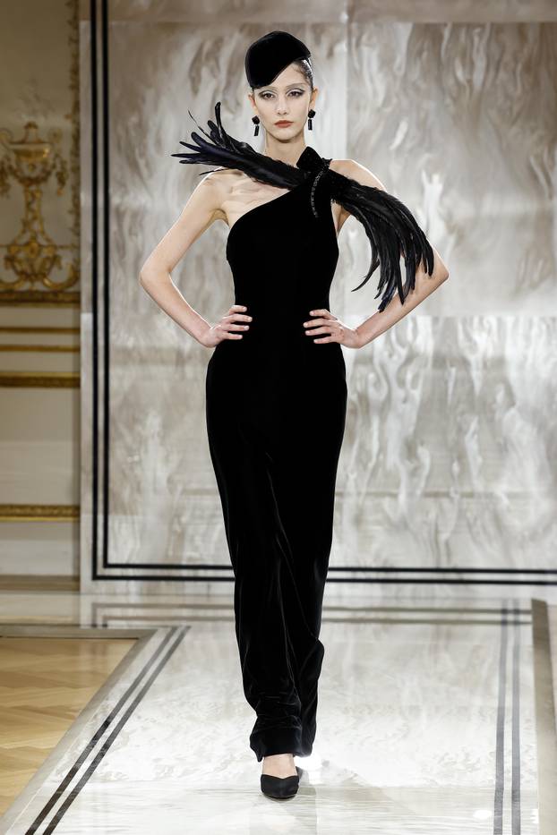 GIORGIO ARMANI PRIVÃ Haute Couture Fall/Winter 2025-2026 Runway during Paris Haute Couture Fashion Week on July 2025 - Paris; France 08/07/2025