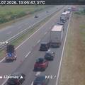 Zbog prevrnute cisterne kolona na A3 od sedam kilometara