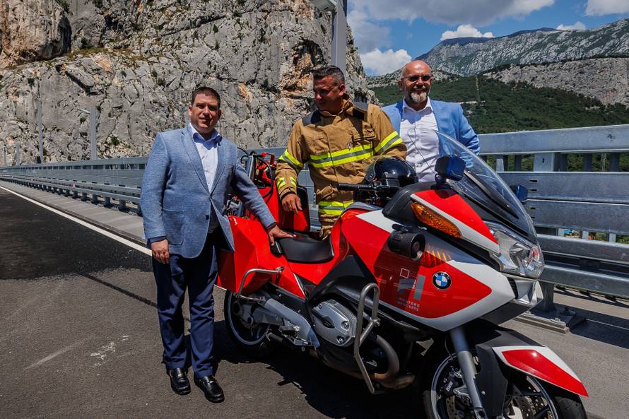 Omiš: Otvorenje mosta preko rijeke Cetina i dva tunela