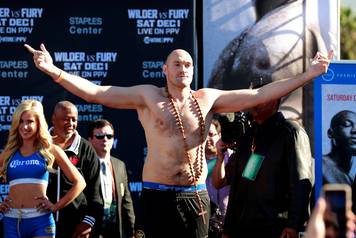Deontay Wilder & Tyson Fury Weigh-In