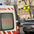 FOTO 'Majstor je parkirao na sredinu ulaza u Klai&cacute;evu bolnicu pa ni Hitna nije mogla pro&cacute;i!'