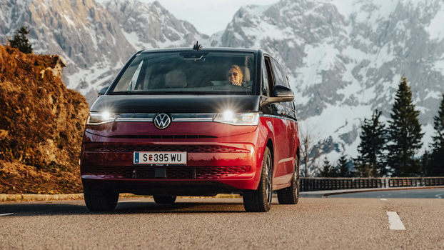 FOTO Ovo je vozni park Kyliana Mbappéa: Izgleda impresivno, ali ne vozi nijedan od ovih auta!