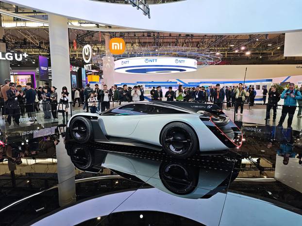 FOTO Ovo je Xiaomi Vision GT: Brutalnu superjurilicu moći ćete voziti i vi, u Gran Turismu