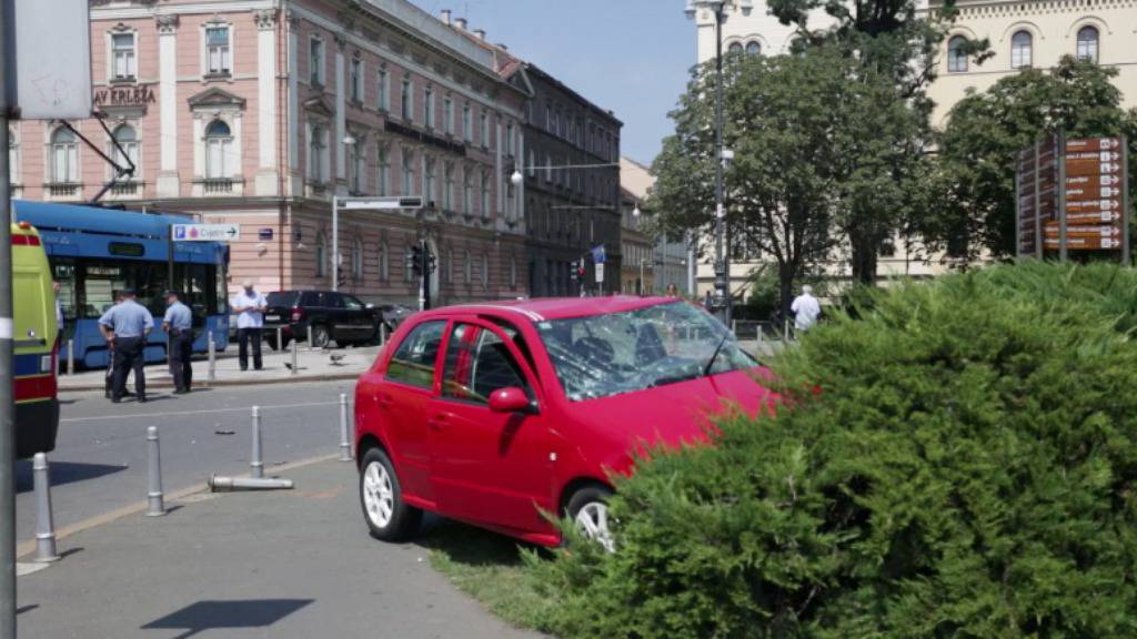 Stravična nesreća u centru Zagreba: Sudar dvaju vozila