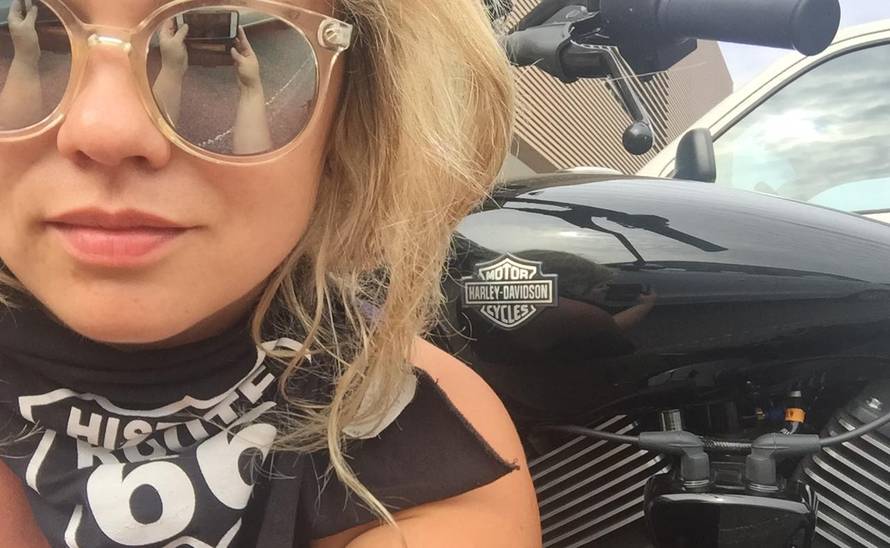 Djevojka koja je osvojila Route 66 sama ponovo vlada cestom