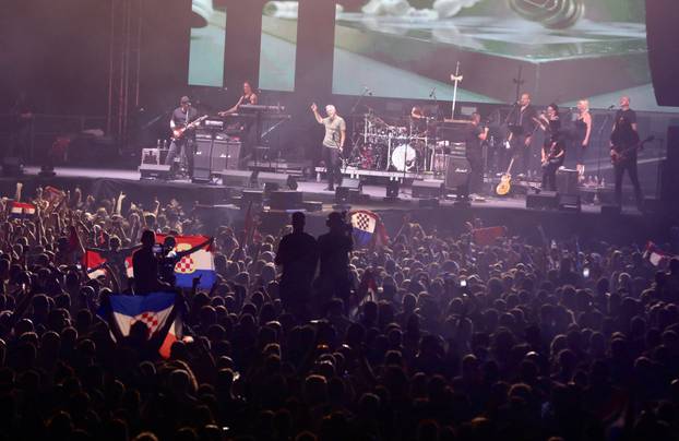 Dugopolje: Thompson održao koncert na prepunom stadionu Hrvatskih vitezova