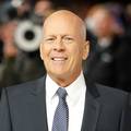 Bruce Willis bori se s teškom bolešću, izgleda sve lošije, no njegova obitelj nada se čudu...