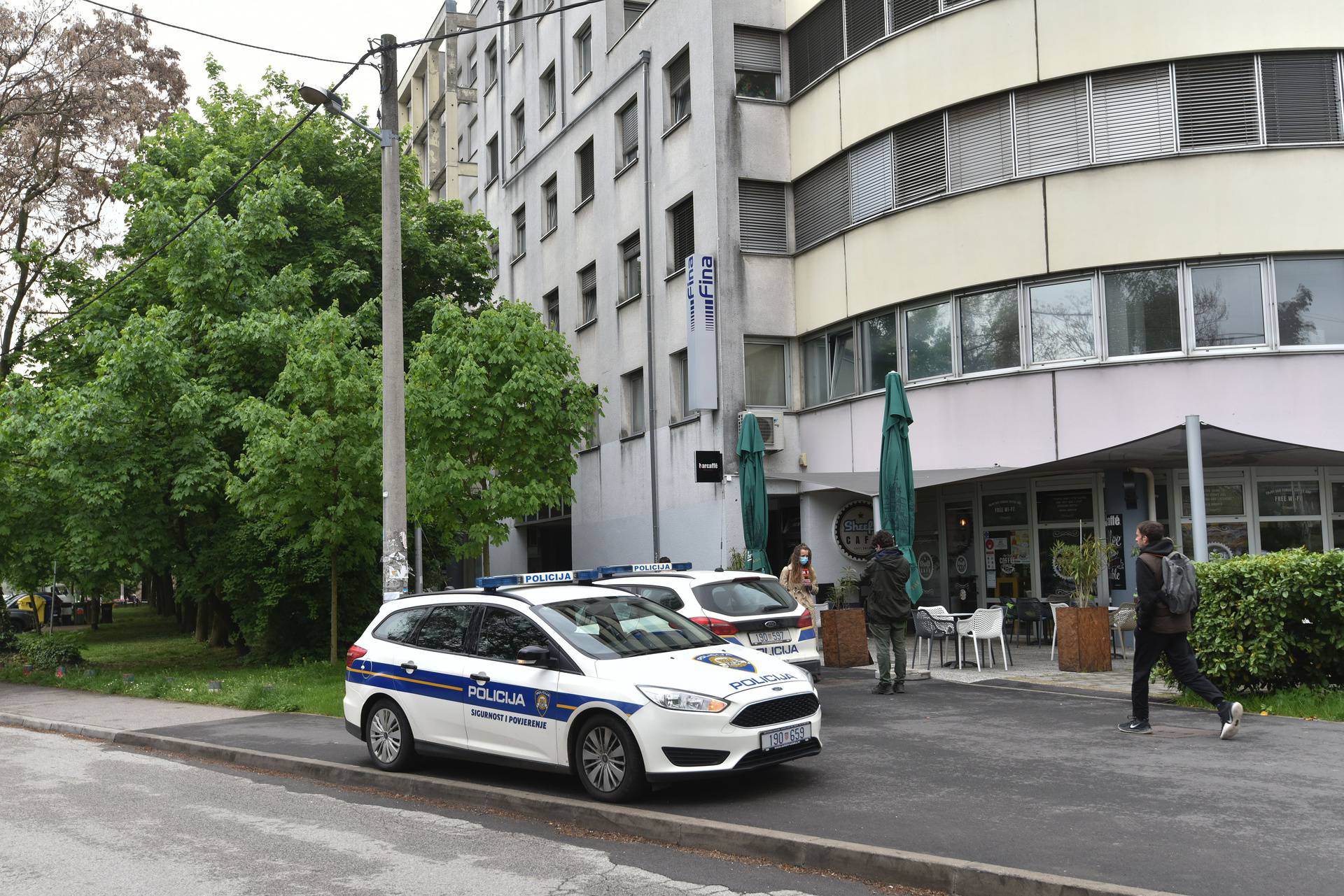 'Serviser  je pokušavao otkloniti kvar dizala kad se dogodila nesreća na radu. Preminuo je'