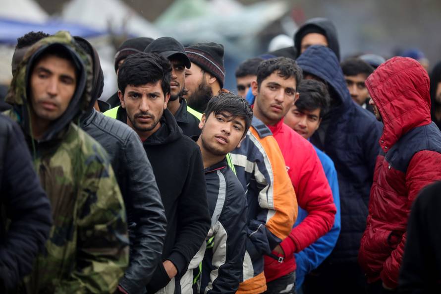 Noć u paklu Vučjaka: Mlate nas i pucaju, bojimo se crne policije