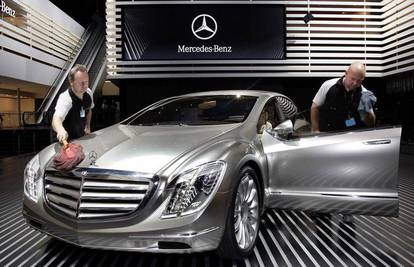 Namjerno su proizvodili pokvarene nove Mercedese