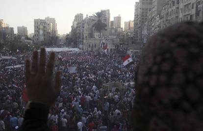Egipat: Vojska dala ultimatum, Mursi ima 48 sati da riješi krizu