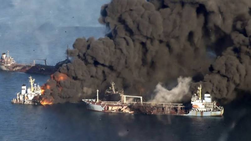 Širi se nevjerojatna fotografija: Ukrajinci svaka tri sata pogode jedan ruski tanker?