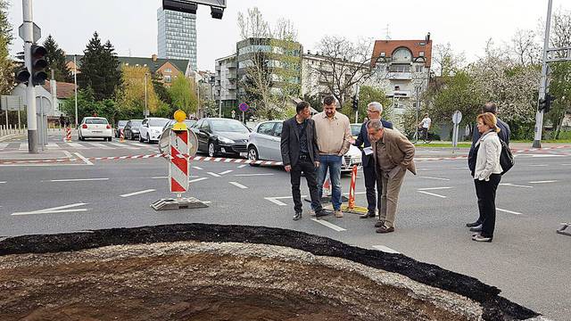 Završili prije roka: Bandić u 21 sat otvara Slavonsku aveniju!