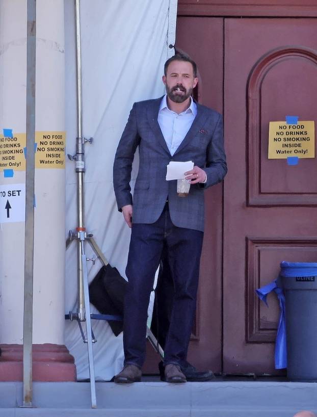 Ben Affleck steps out for a smoke break on the set of 'Animals' in East LA