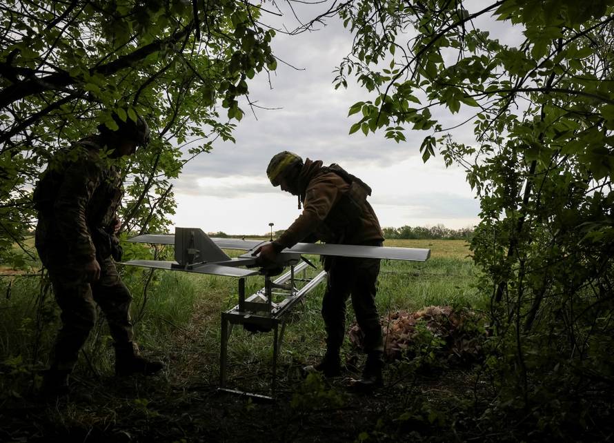 FILE PHOTO: 15th Operative Purpose Brigade Kara-Dag, of the National Guard of Ukraine, on a front line near Kupiansk