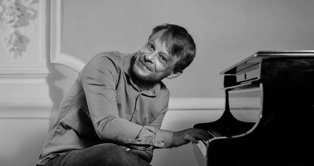 Zagreb: Glazbenik Matija Dedi&cacute; i kazali&scaron;na glumica Alma Prica