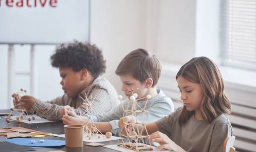 Budu&cacute;i inovatori - uklju&ccaron;ivanje djece i u&ccaron;enika u STEM edukacije