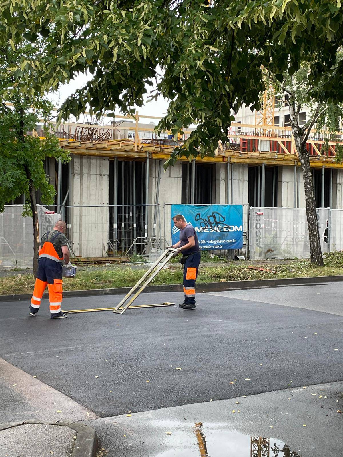 VIDEO Asfaltirana Ulica baruna Filipovića nakon pada dizalice, uskoro otvorena i za promet