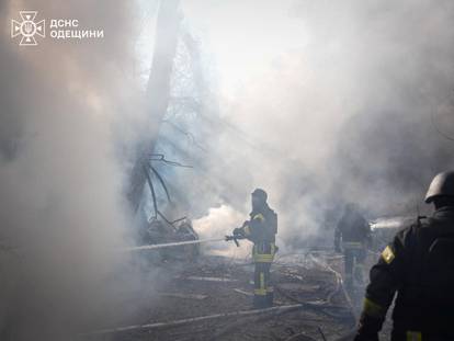 FOTO UŽASA Rusi napali Odesu, ubili najmanje 10 civila i ranili preko 40. Među njima i dijete