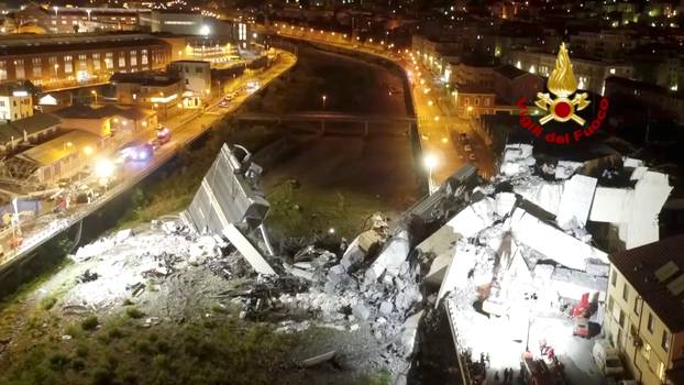 A motorwayÃbridgeÃwhich collapsed on Tuesday near the northern Italian port city ofÃGenoa