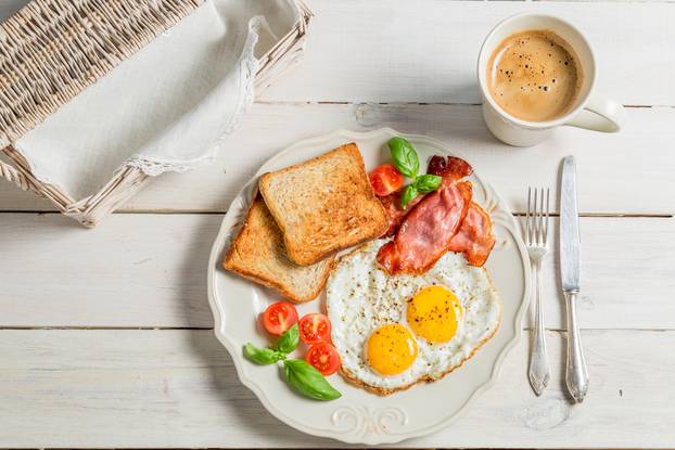 Eggs,,Toast,And,Bacon,For,Breakfast