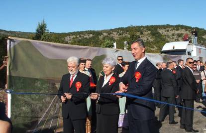 Vlada Crne Gore odlučuje o raskidu ugovora za cestu