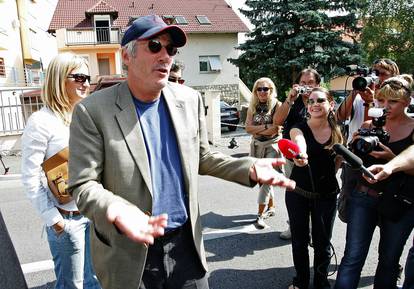 ARHIVA - Zagreb: Richard Gere na snimanju filma "Praznici u Bosni"