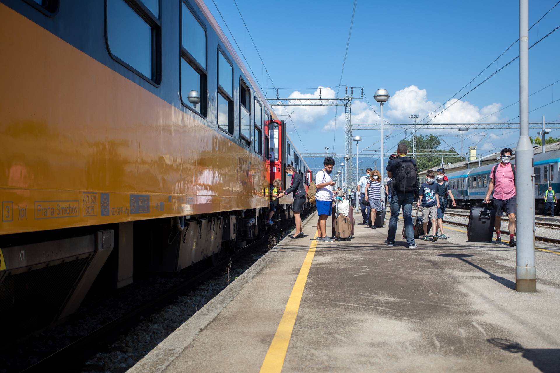 U Rijeku stigao vlak s 500-tinjak Čeha i Slovaka