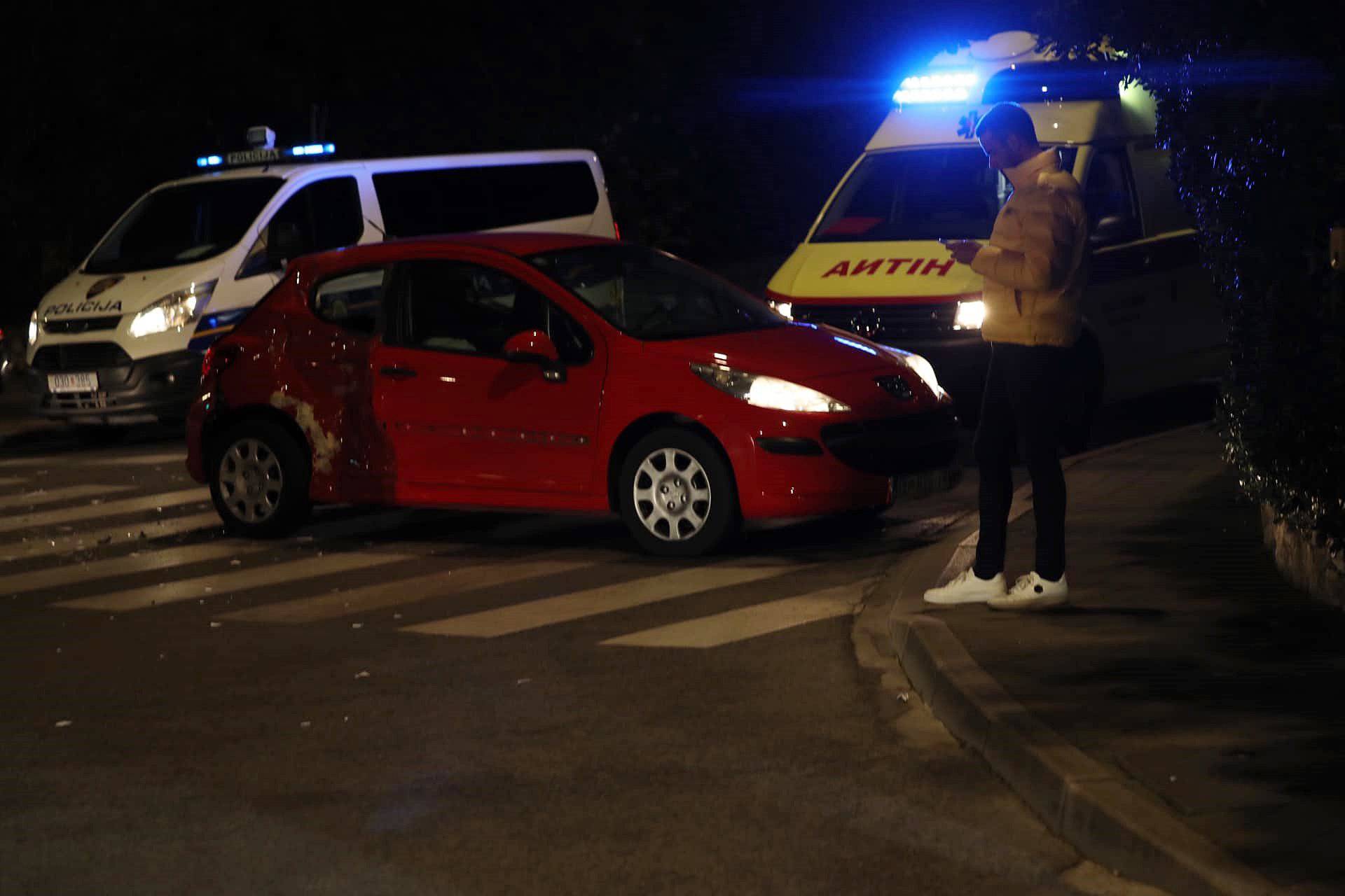 Teška nesreća u Dubrovniku: Auto je naletio na motocikl
