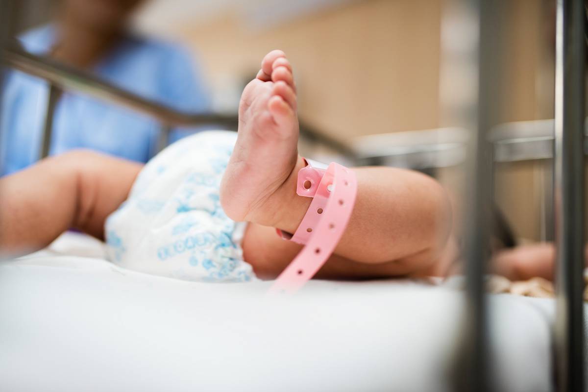 Majci utvrđena moždana smrt, beba rođena 117 dana kasnije