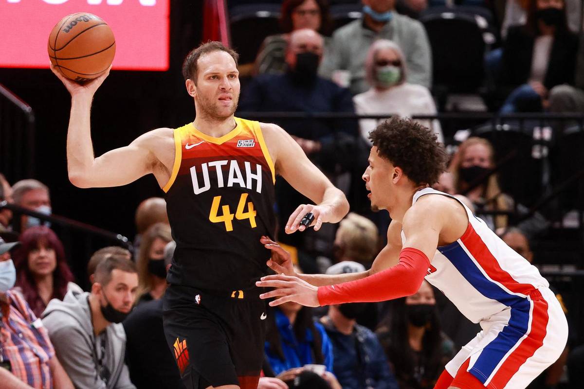 Utah bez Bogdanovića izgubila od Phoenixa, Babo na poštedi