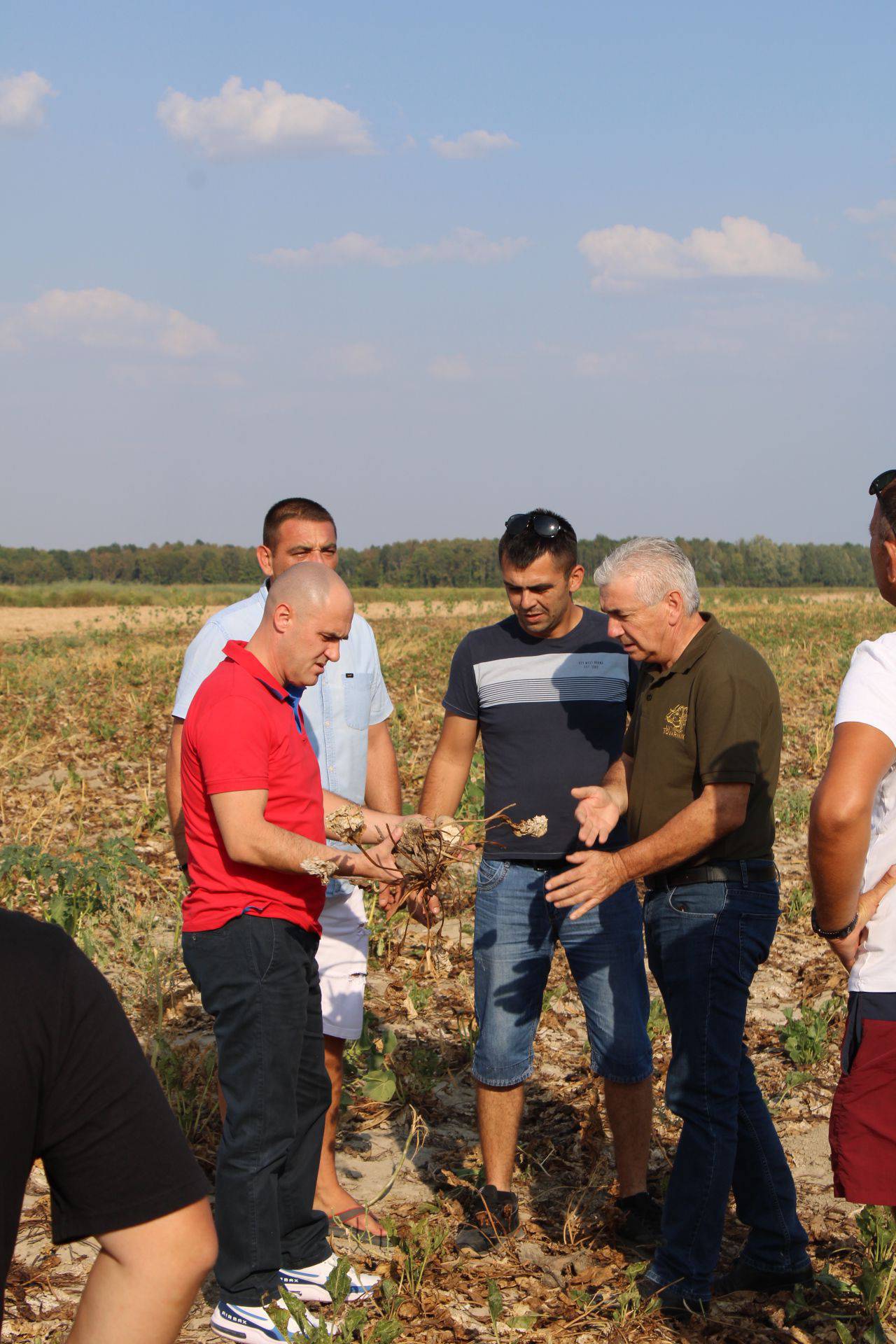 FOTO Dabro obišao pogođena područja sušom: 'Razmatra se proglašenje prirodne nepogode'