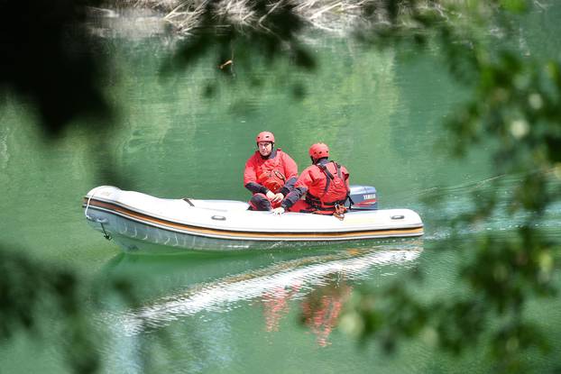 Velika potraga kod Varaždina: Čovjek je autom sletio u Dravu