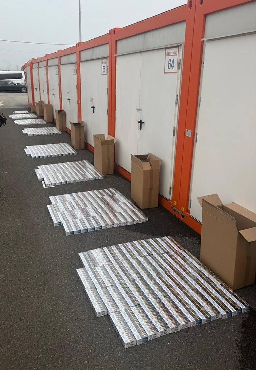 FOTO 'Pala' je velika duhanska mreža! Zaplijenili 2,2 milijuna cigareta i skoro 9 tona duhana