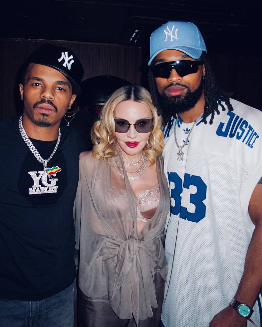 Je li pretjerala? Madonna u 68. godini pozirala u seksi korzetu