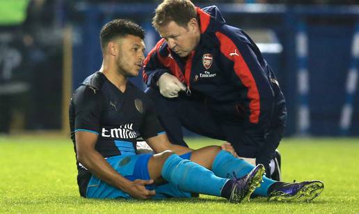 Oxlade-Chamberlain: Kritike Thierryja Henryja su - glupe