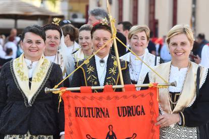 Šibenik: 14. Smotra folklora Šibensko-kninske županije