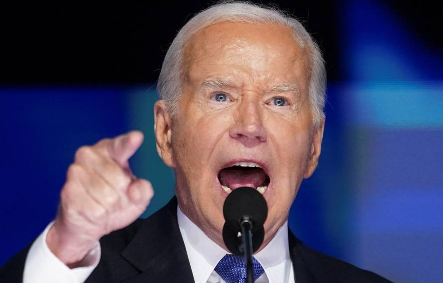 VIDEO Suze i ovacije Bidenu: Poručio da je Harris budućnost, ona obećala pobijediti Trumpa