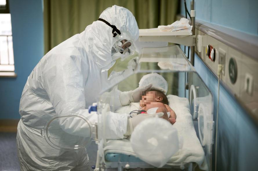 Rodila zaraženu bebu: Mama nije ni znala da ima koronu...