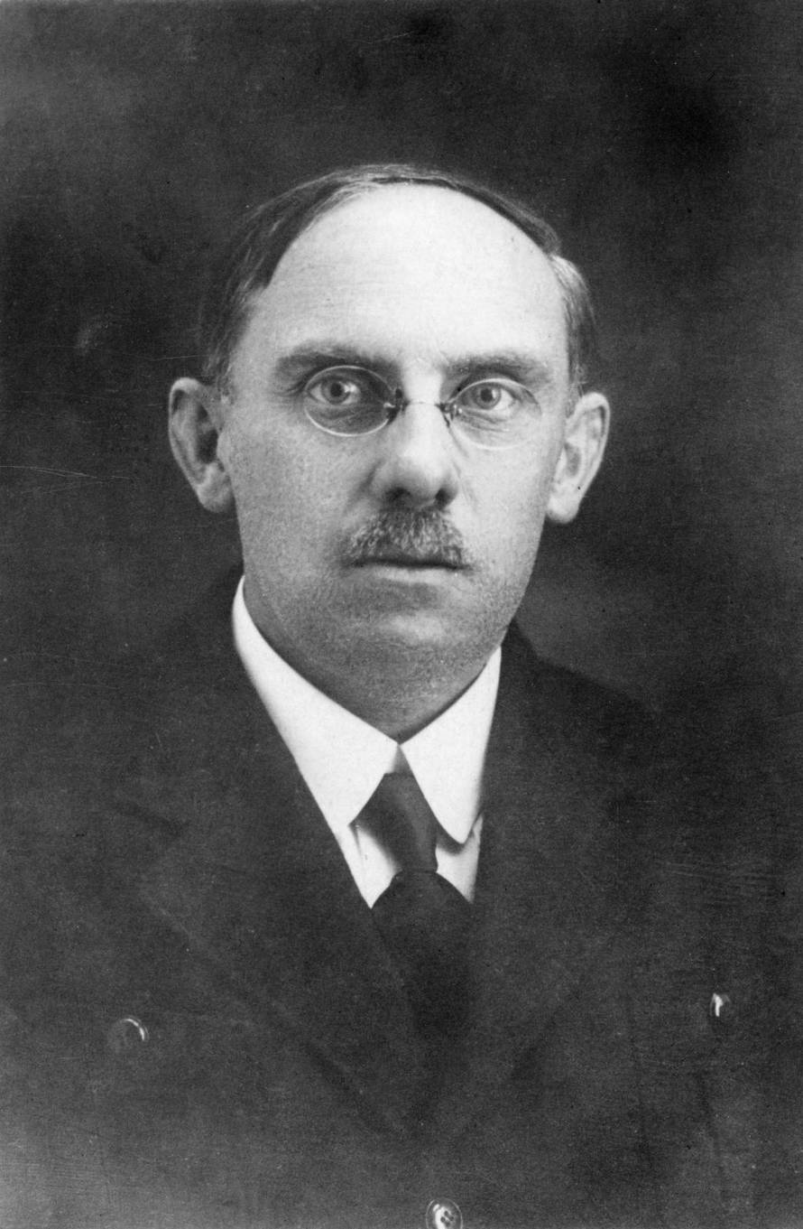 Macek, Vladko - Politician, YU/Croatia 
*20.06.1879-15.05.1964+

- leader of the Croatian farmers' party
(Hrvatska Seljacka Stranka / HSS)
- about 1928

Vintage property of ullstein bild