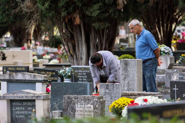 Split: Blagdan Svih svetih i Dušni dan na Lovrincu
